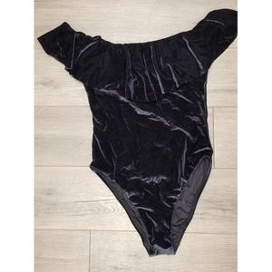 Off the shoulder swim suite